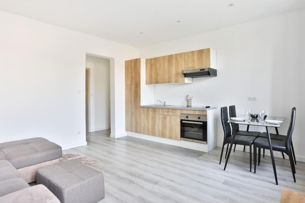 Suite Lumineux Et Moderne, Parking Gratuit, Mulhouse Centre Exteriör bild