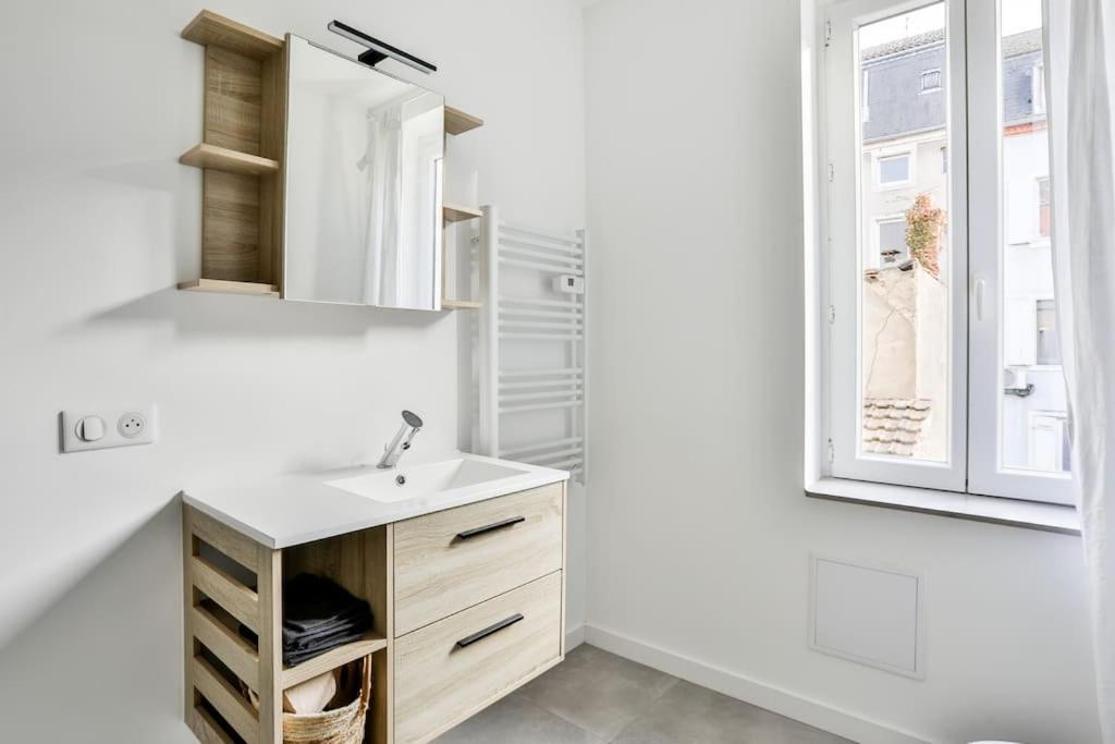 Suite Lumineux Et Moderne, Parking Gratuit, Mulhouse Centre Exteriör bild